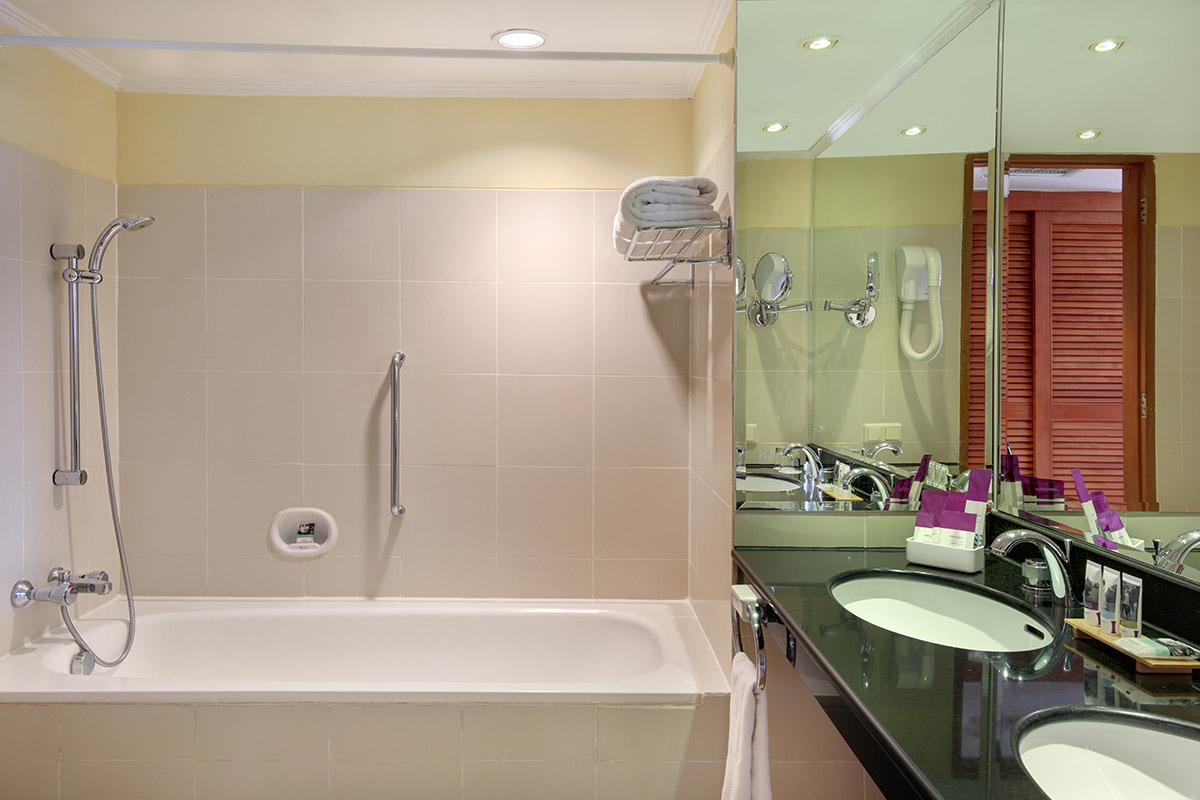 Mercure Jakarta Kota.jpg