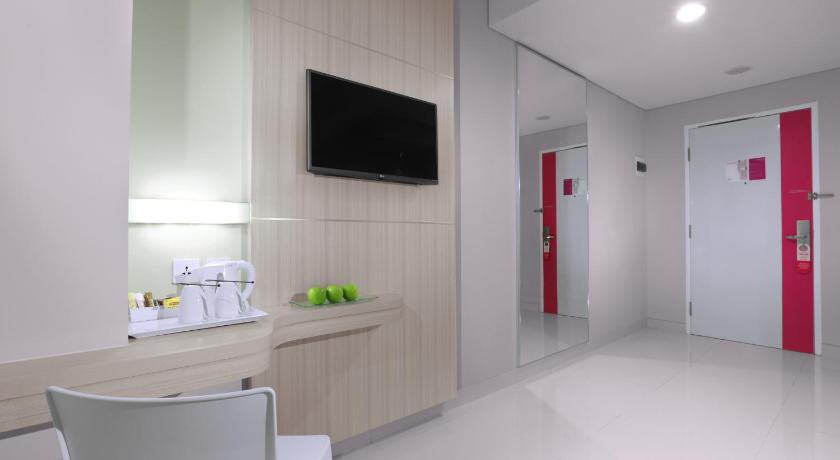Fave Hotel Bandara.jpg