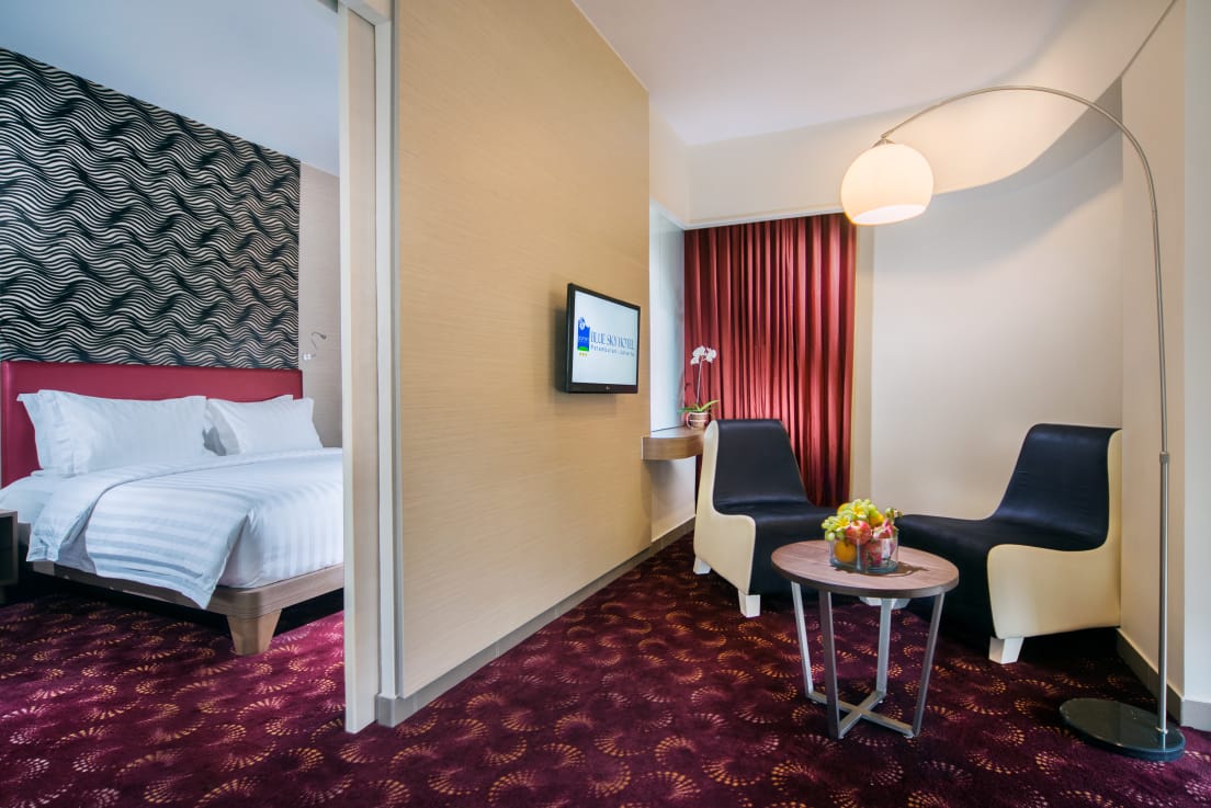 Blue Sky Petamburan.jpg